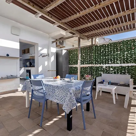 Lido Azzurro Sea Appartments 度假居 *