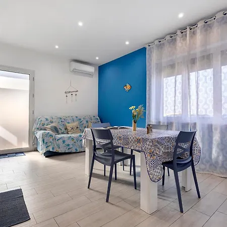 Lido Azzurro Sea Appartments 度假居 *