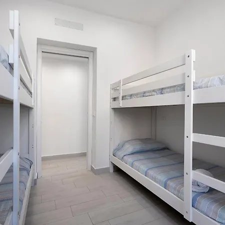 Lido Azzurro Sea Appartments * 卡里尼