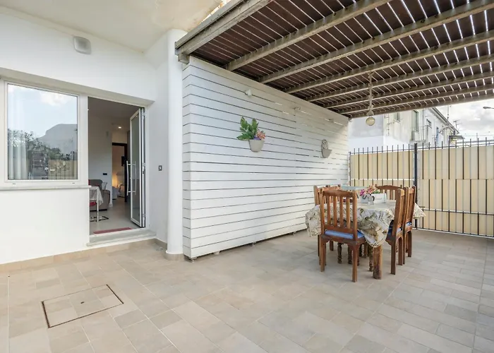 Lido Azzurro Sea Appartments Carini